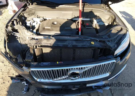 2018 Volvo Xc90 T6 Inscription z USA, uszkodzony, nr VIN YV4A22PL5J1216042